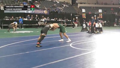 150 lbs Round Of 16 - Emiliano Hernandez, Hesperia (SS) vs Carlos Valdiviezo, Poway (SD)