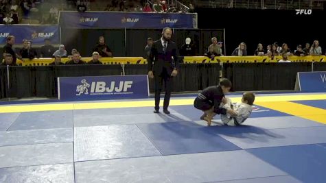 John Thor Sciarra vs Omar Abdulwaheed Khan 2026 Pan Kids Jiu-Jitsu IBJJF Championship