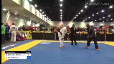 ALEXANDRE TEIXEIRA ARAUJO vs RODRIGO MEDEIROS 2022 World Master IBJJF Jiu-Jitsu Championship