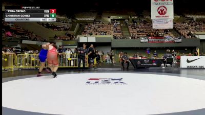 Quarters - Ezra Cremo, Vacaville High School Wrestling vs Christian Gomez, Salinas Valley Wrestling Club (SVWC)