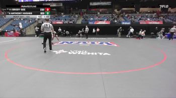 125 lbs 3rd Place Match - 8 Anthony Hughes, Marian vs 11 Brody Gee, Saint Mary