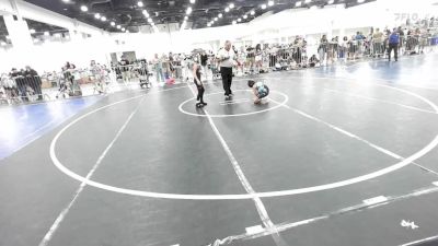 70 lbs Quarterfinal - Milena Medrano, Wlv Jr Wrestling vs Max Jaramillo, Manu WC