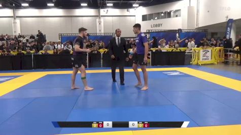 Issa Issa vs Zachary Kyle Richmond 2024 World IBJJF Jiu-Jitsu No-Gi Championship