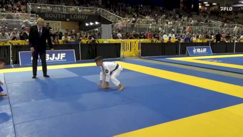 Maverick Lincoln Dietz vs Arthur Diogo Batista Dutra 2025 Pan Kids Jiu-Jitsu IBJJF Championship