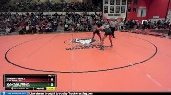 138 lbs Champ. Round 1 - Vlad Castaneda, Hoffman Estates (CONANT) vs Brody Hinkle, SCHAUMBURG (HS)