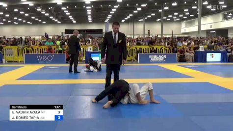 Replay: Mat 4 - 2023 IBJJF Jiu-Jitsu CON International | Sep 2 @ 9 AM