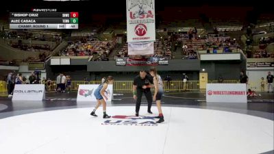 Novice Girls - 64 lbs Champ. Round 1 - Zoey Clifton vs Camila Garcia, Team Selma Wrestling Club