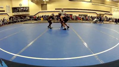 133 lbs Champ. Round 1 - Christian Simmons, Adrian NCAA vs Julian Rojas, Rochester Christian