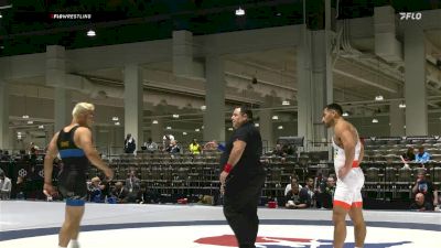 Champ. Round 1 - Riley Briggs, NMU-National Training Center vs Conrado Lopez, Unattached Fresno