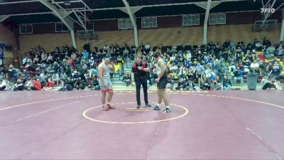 215 lbs Semifinal - Robert Ibarra, Santa Cruz Valley Union Hs vs James Davis, Morenci High School