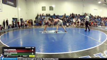 165 lbs Champ. Round 2 - Noah Leisgang, UW Lacrosse vs Sam Johnson, University Of Chicago