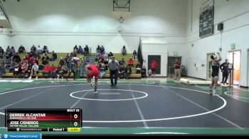 133 lbs Quarterfinal - Jose Cisneros, Victor Valley College vs Derrek Alcantar, Bakersfield College