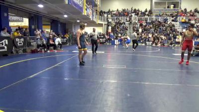 215 lbs R-64 - Marquez Gordon, Bishop McCort vs Gaius Hanchar, Pitts. Central Catholic