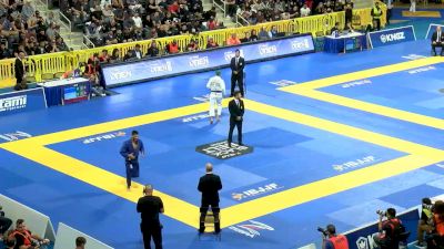 LUCAS BARBOSA vs MATHEUS DINIZ 2019 World Jiu-Jitsu IBJJF Championship