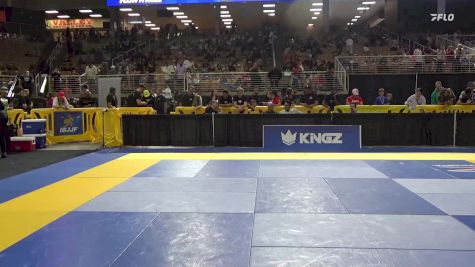 London M Martin vs Mia Stilley 2025 Pan Kids Jiu-Jitsu IBJJF Championship