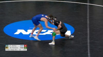 174 lb R16, Michael Kemerer, Iowa vs Cade DeVos, South Dakota State