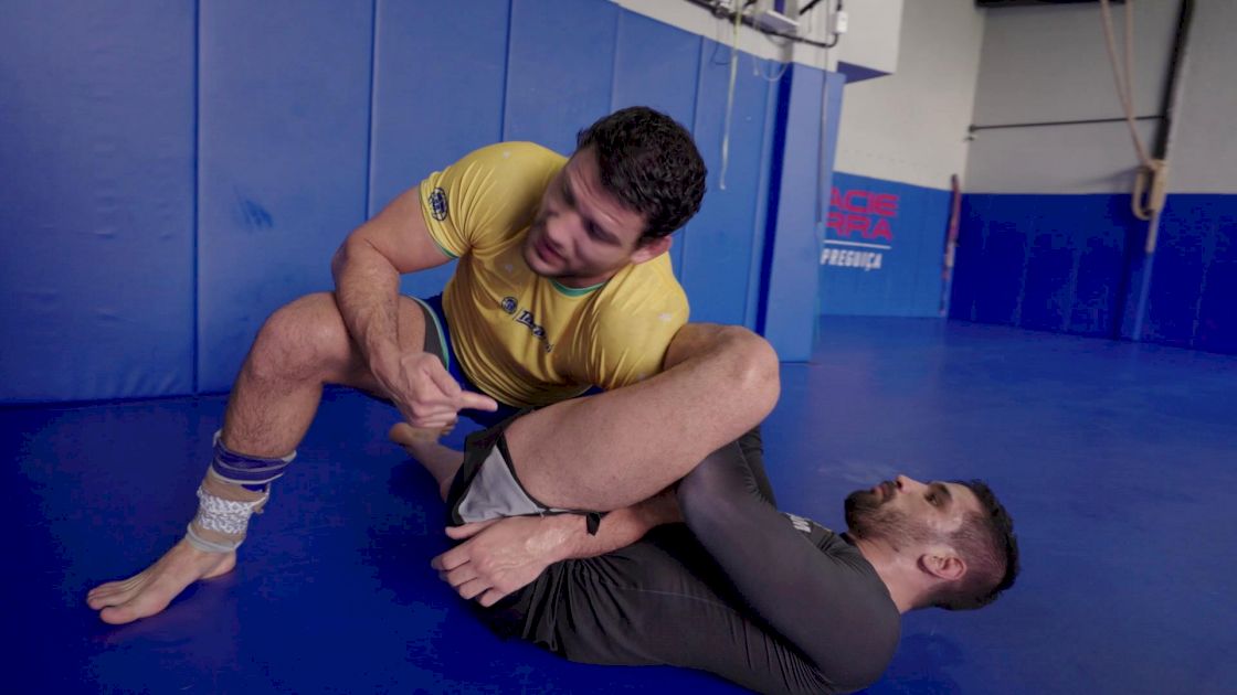 Felipe Pena Breaks Down An Interesting Leg Drag Variation