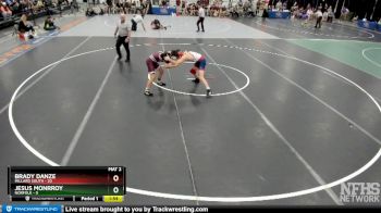 Brady Danze&nbsp;over&nbsp;Jesus Monrroy