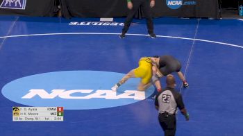 R32 133 lb, Drake Ayala, Iowa vs Kade Moore, Missouri